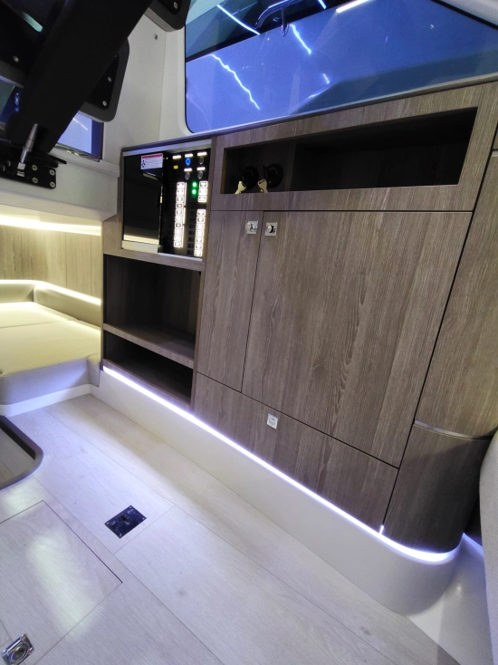 Galeon 325 GTO nuova in vendita