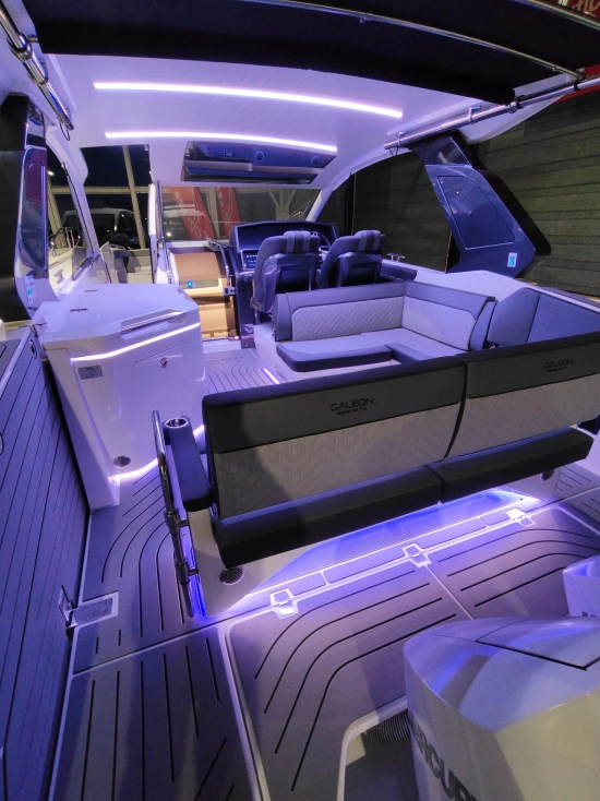 Galeon 325 GTO nuova in vendita