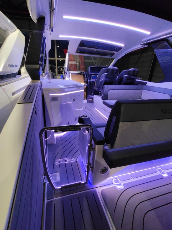 Galeon 325 GTO nuova in vendita