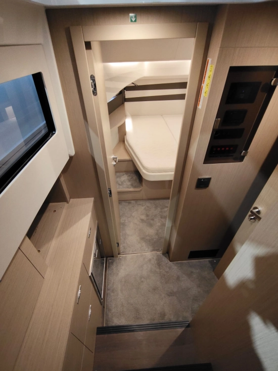 Jeanneau DB 37 nuevo en venta