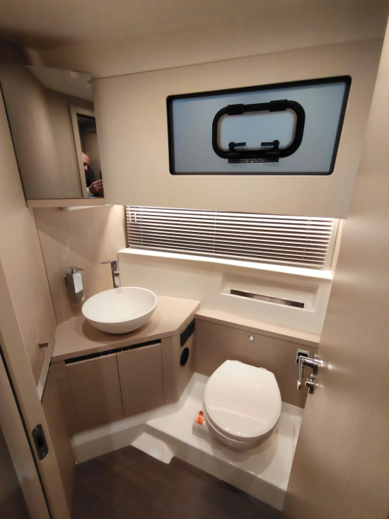 Jeanneau DB 37 nuevo en venta