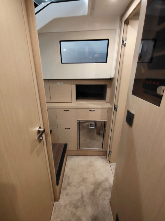 Jeanneau DB 37 nuevo en venta