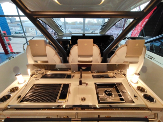 Jeanneau DB 37 nuevo en venta