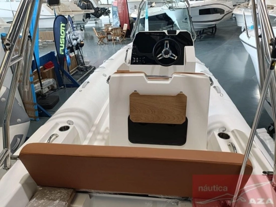 Zodiac Medline 5.8 nuevo en venta