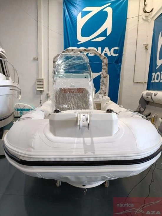 Zodiac Medline 5.8 nuevo en venta