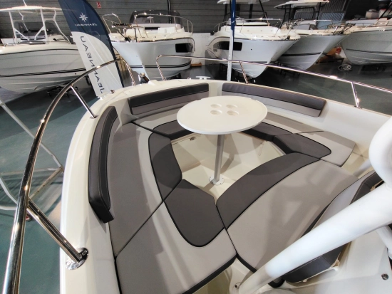 Jeanneau Cap Camarat 6.5 Cc Serie 3 de segunda mano en venta
