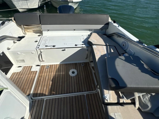 Jeanneau Cap Camarat 7.5 Br de segunda mano en venta