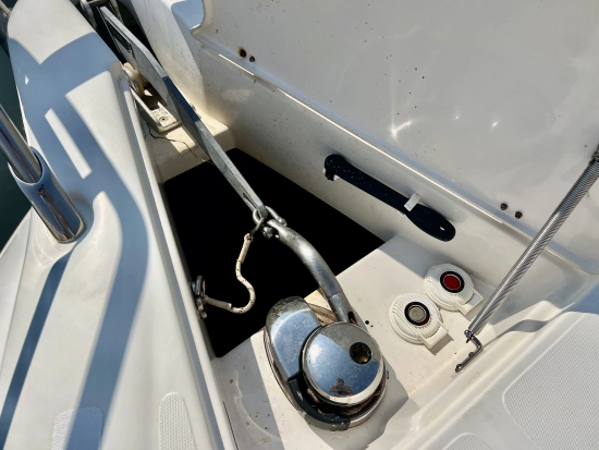 Sessa Marine C30 usata in vendita
