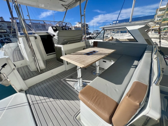 Beneteau Flyer 9 Sundeck usado à venda