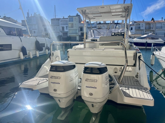 Beneteau Flyer 9 Sundeck usado à venda