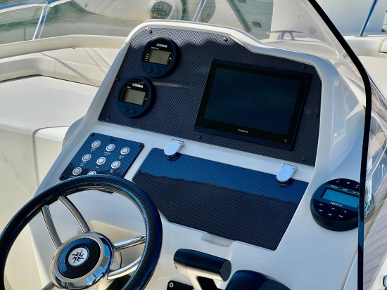 White Shark 240 Sport Cabin novos à venda