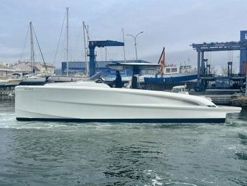 Solaris Power 40 Open usata in vendita