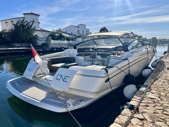 Baia One 43 usado à venda