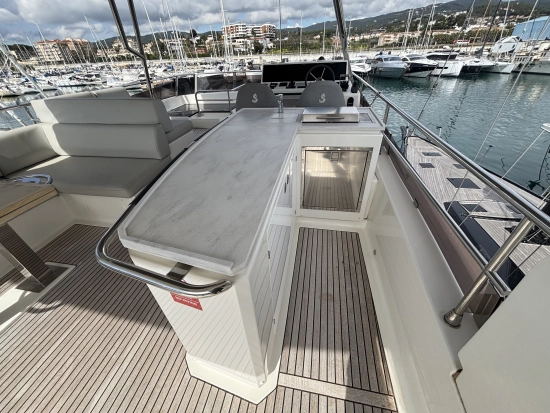 Beneteau Grand Trawler 62 usado à venda