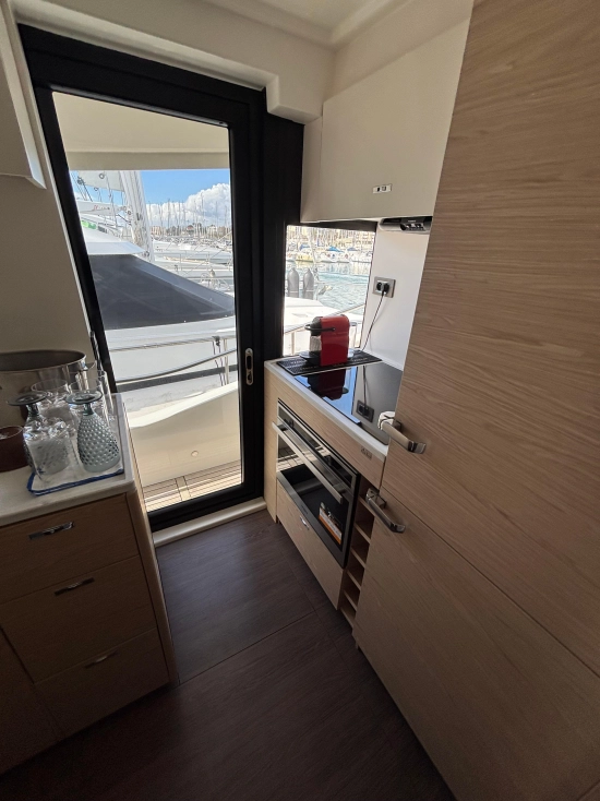 Beneteau Grand Trawler 62 usado à venda