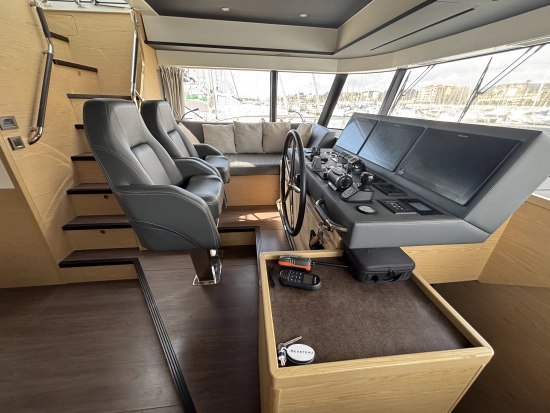 Beneteau Grand Trawler 62 usado à venda