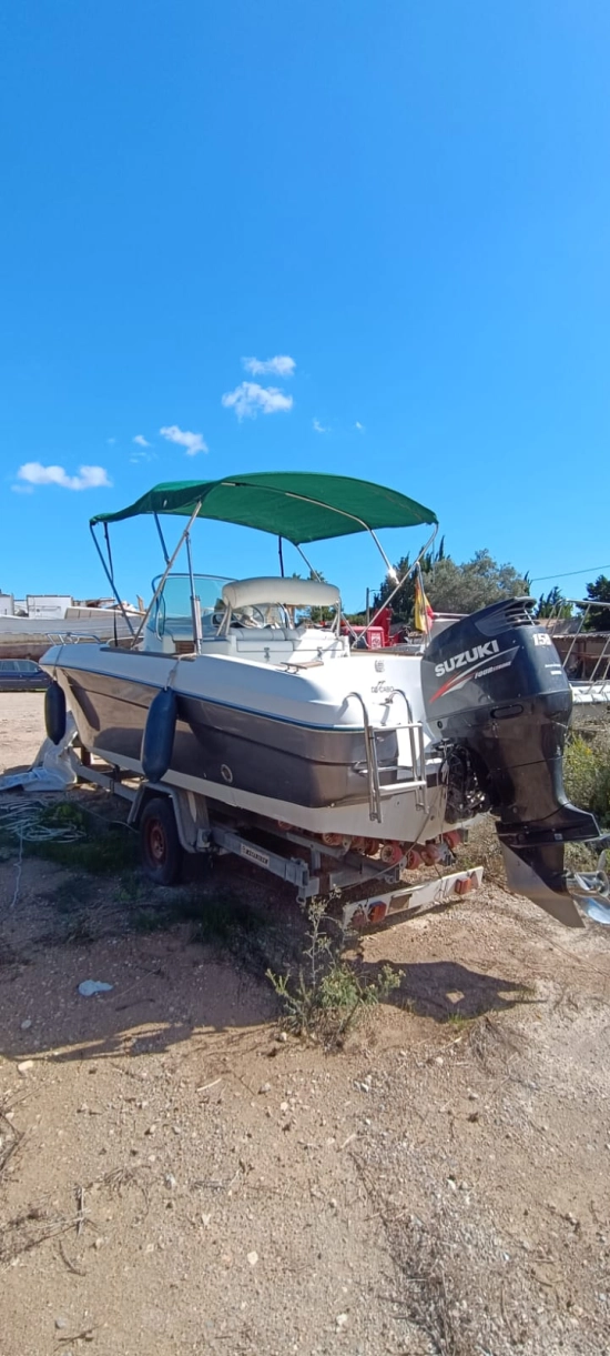 Jeanneau Cap Camarat 625 de segunda mano en venta