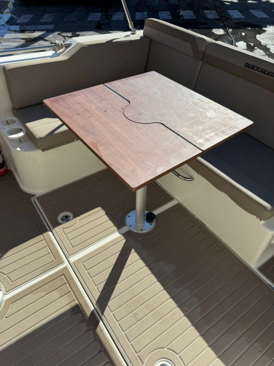 Quicksilver Sundeck Activ 755 motor 250cv usado à venda