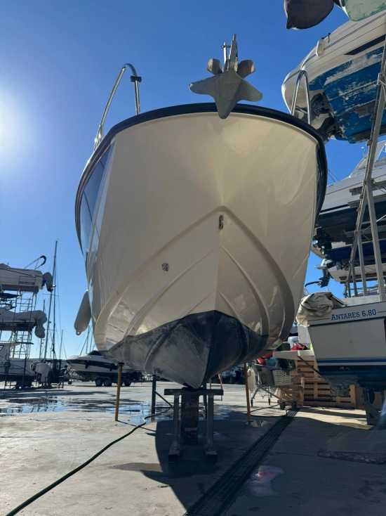 Quicksilver Sundeck Activ 755 motor 250cv usado à venda