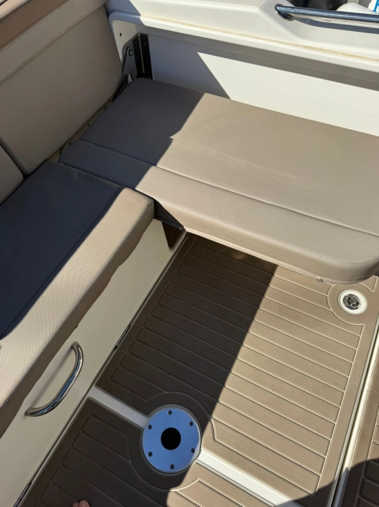 Quicksilver Sundeck Activ 755 motor 250cv usado à venda