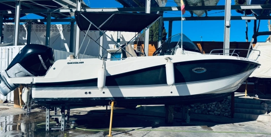 Quicksilver Sundeck Activ 755 motor 250cv usado à venda