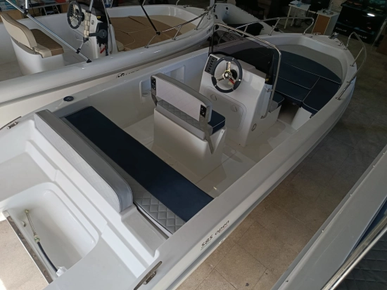 Saver 585 OPEN nuova in vendita
