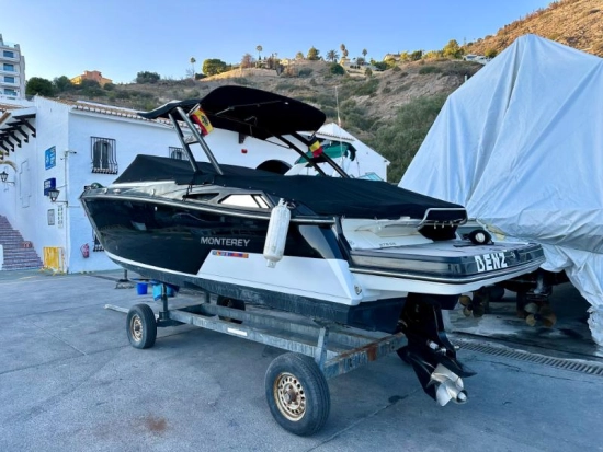 Monterey 278SS usata in vendita