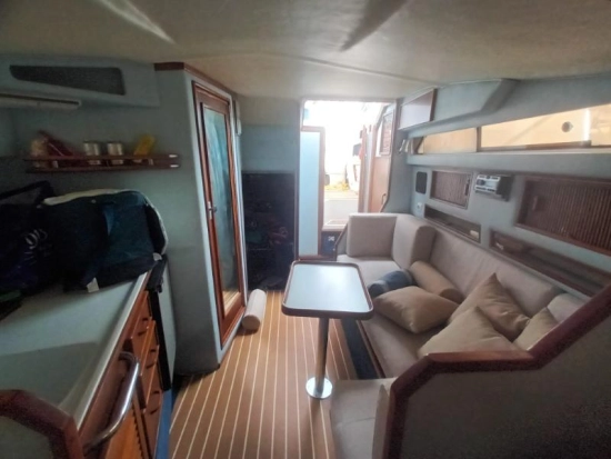 Sea Ray 270 DA usado à venda
