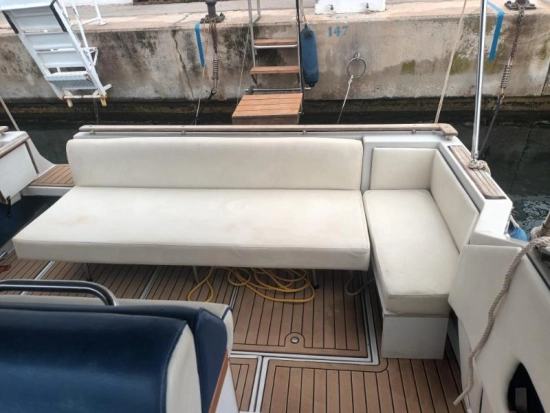 Sea Ray 270 DA usado à venda