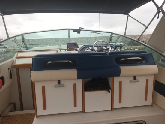 Sea Ray 270 DA usado à venda