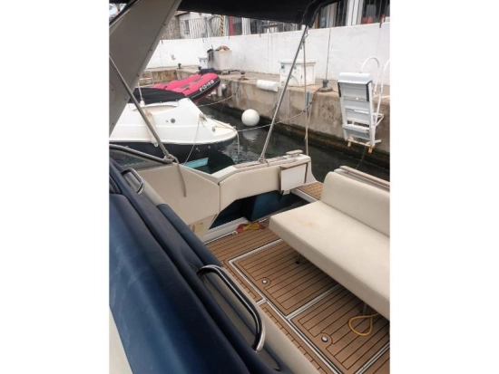 Sea Ray 270 DA usado à venda