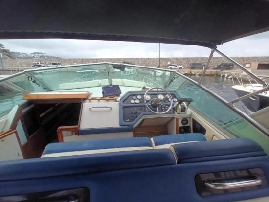 Sea Ray 270 DA usado à venda