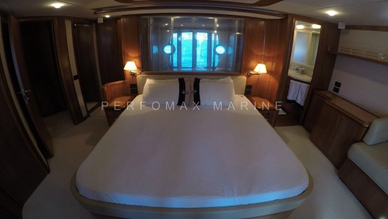 Ferretti 830 de segunda mano en venta