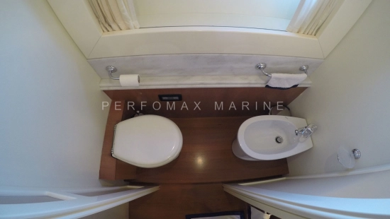 Ferretti 830 de segunda mano en venta
