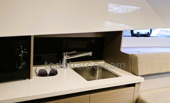 Beneteau Flyer 9 SD de segunda mano en venta