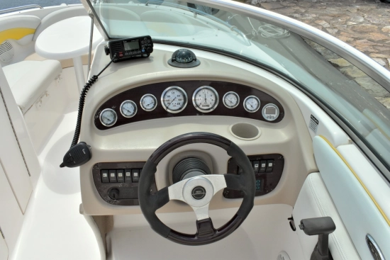 Chaparral 230 SSI de segunda mano en venta