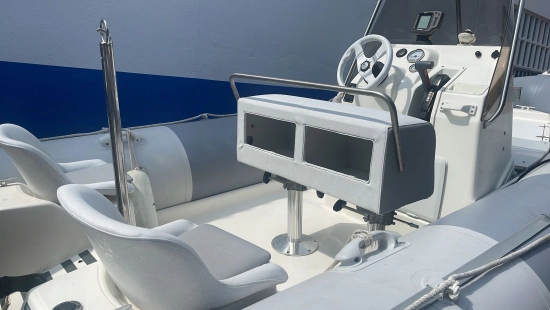 Zodiac PRO 550 OPEN de segunda mano en venta