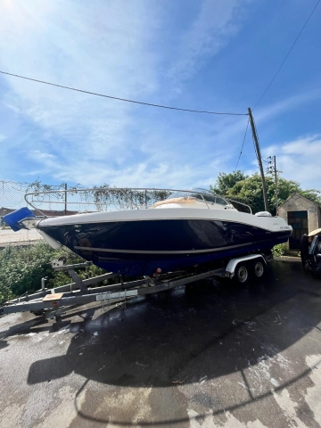Jeanneau CAPCAMARAT 755 WA usado à venda