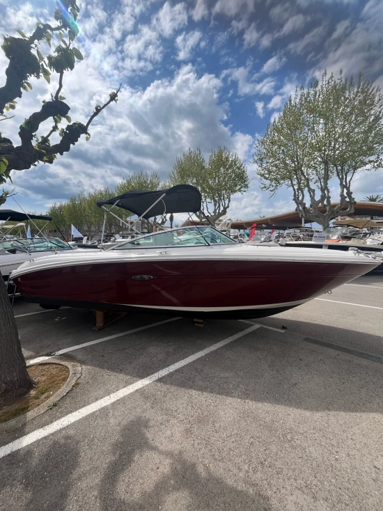 Sea Ray 220 SSL de segunda mano en venta