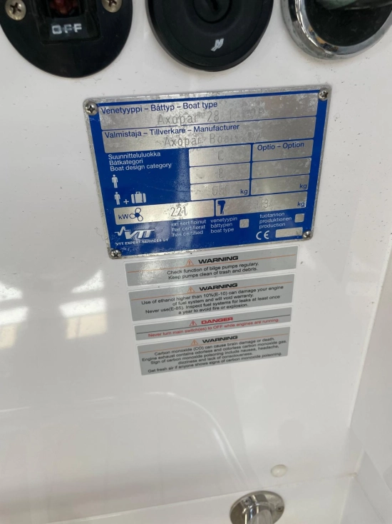 Axopar 28 T TOP usata in vendita