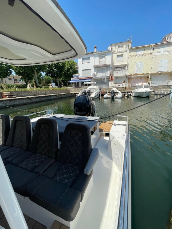 Axopar 28 T TOP usata in vendita