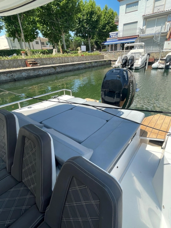 Axopar 28 T TOP usata in vendita