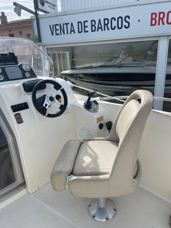 Quicksilver Sundeck Activ 675 usata in vendita