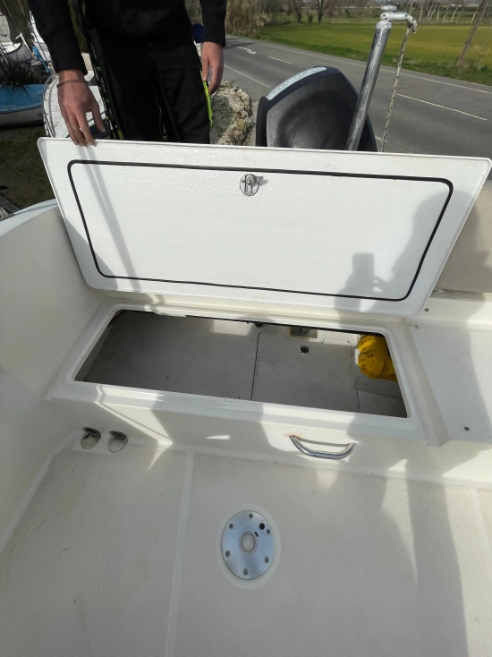 Quicksilver Sundeck Activ 675 usata in vendita