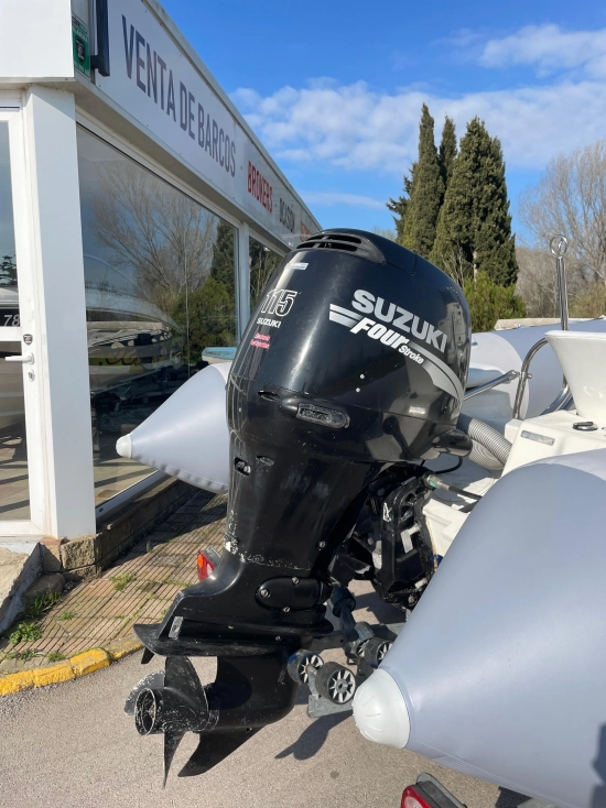 Zodiac PRO 550 OPEN usado à venda