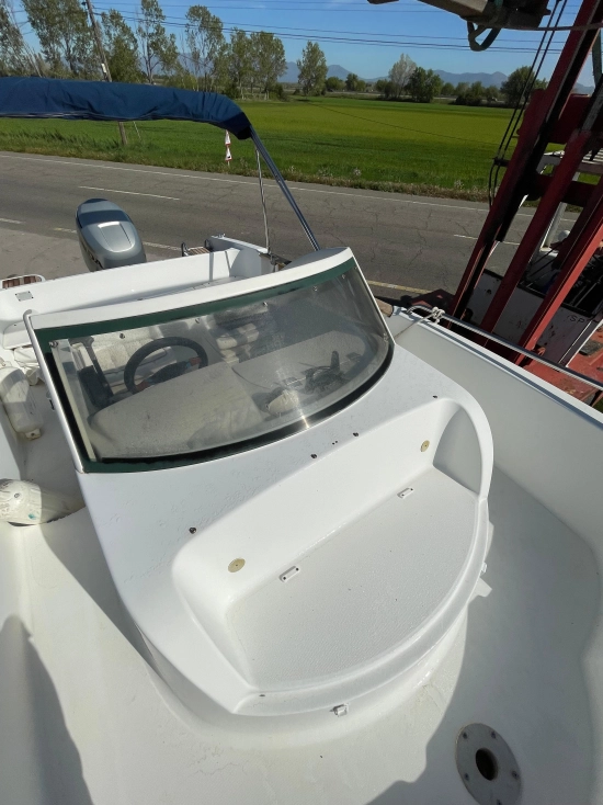 Beneteau OMBRINE 630 usado à venda