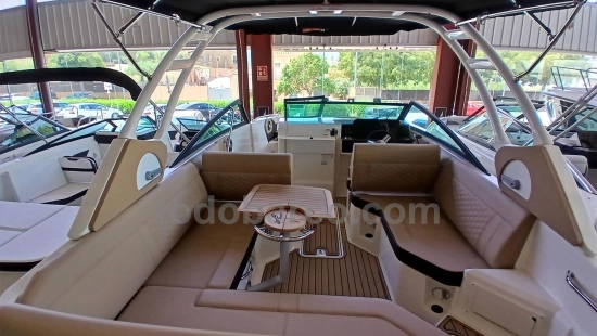 Sea Ray SDX 250 novos à venda