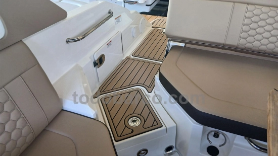 Sea Ray SDX 250 novos à venda