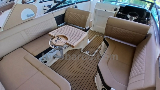 Sea Ray SDX 250 novos à venda