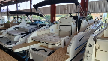 Quicksilver Sundeck Activ 875 nuevo en venta